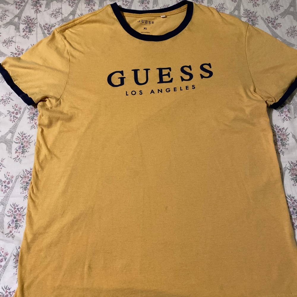 Guess Los Angeles Mens Yellow T-shirt Large